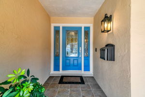 006_1351 Scossa Ave