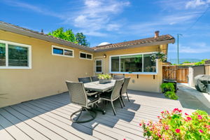 034_1351 Scossa Ave
