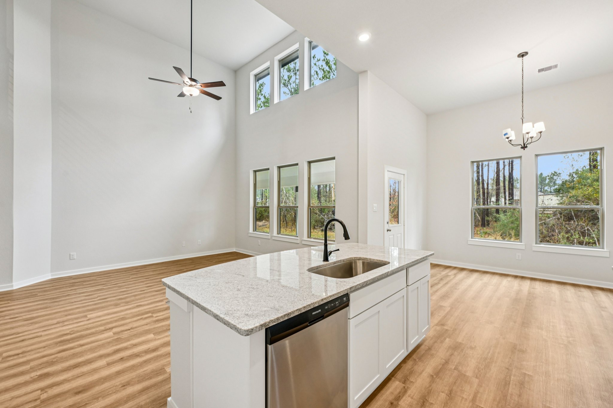 Caldwell St-S2201-017.jpg