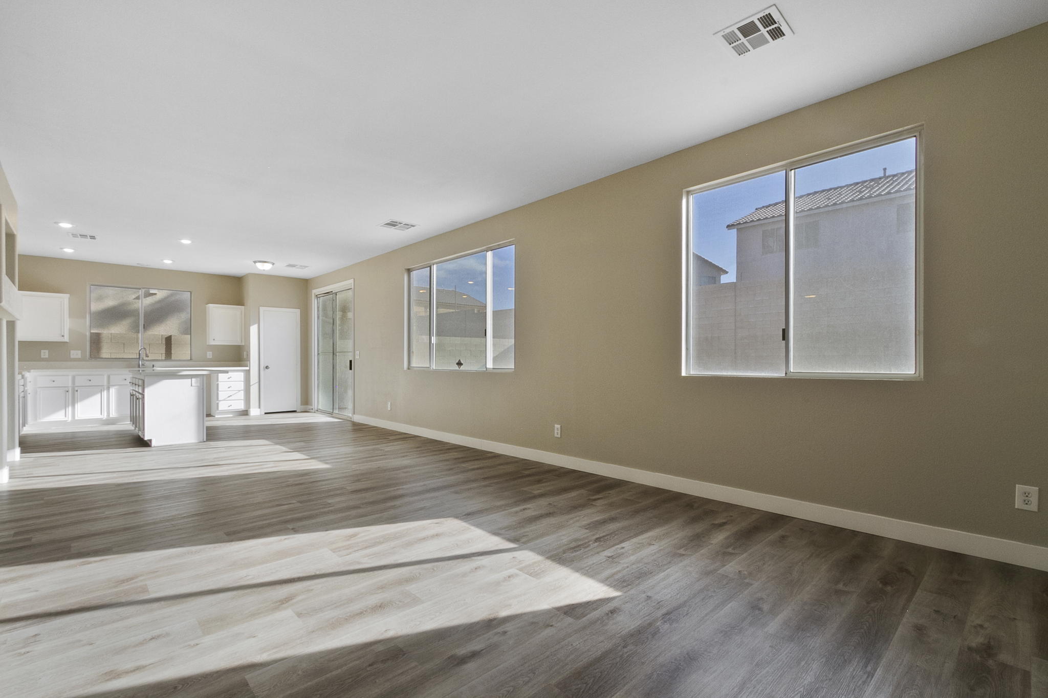 1352 Battery Park St, Las Vegas, NV 89110, USA Photo 9