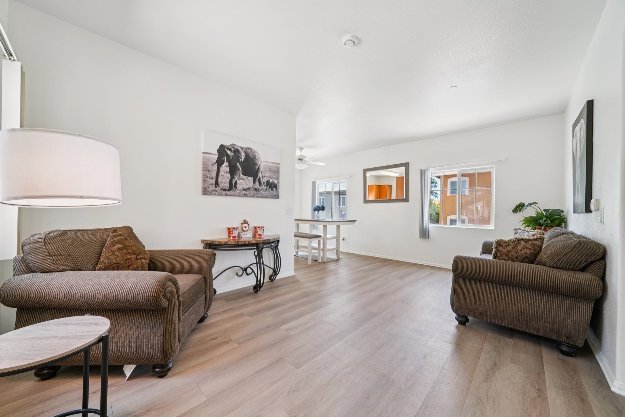 3rd Ave-1806-005.jpg