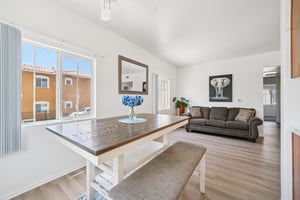 3rd Ave-1806-009.jpg