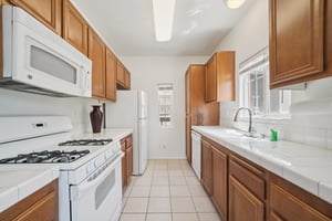 3rd Ave-1806-010.jpg