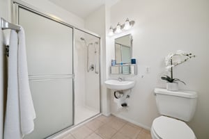 3rd Ave-1806-022.jpg