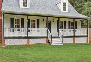 06-Exterior Front