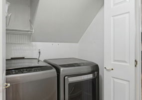 25-Laundry Room
