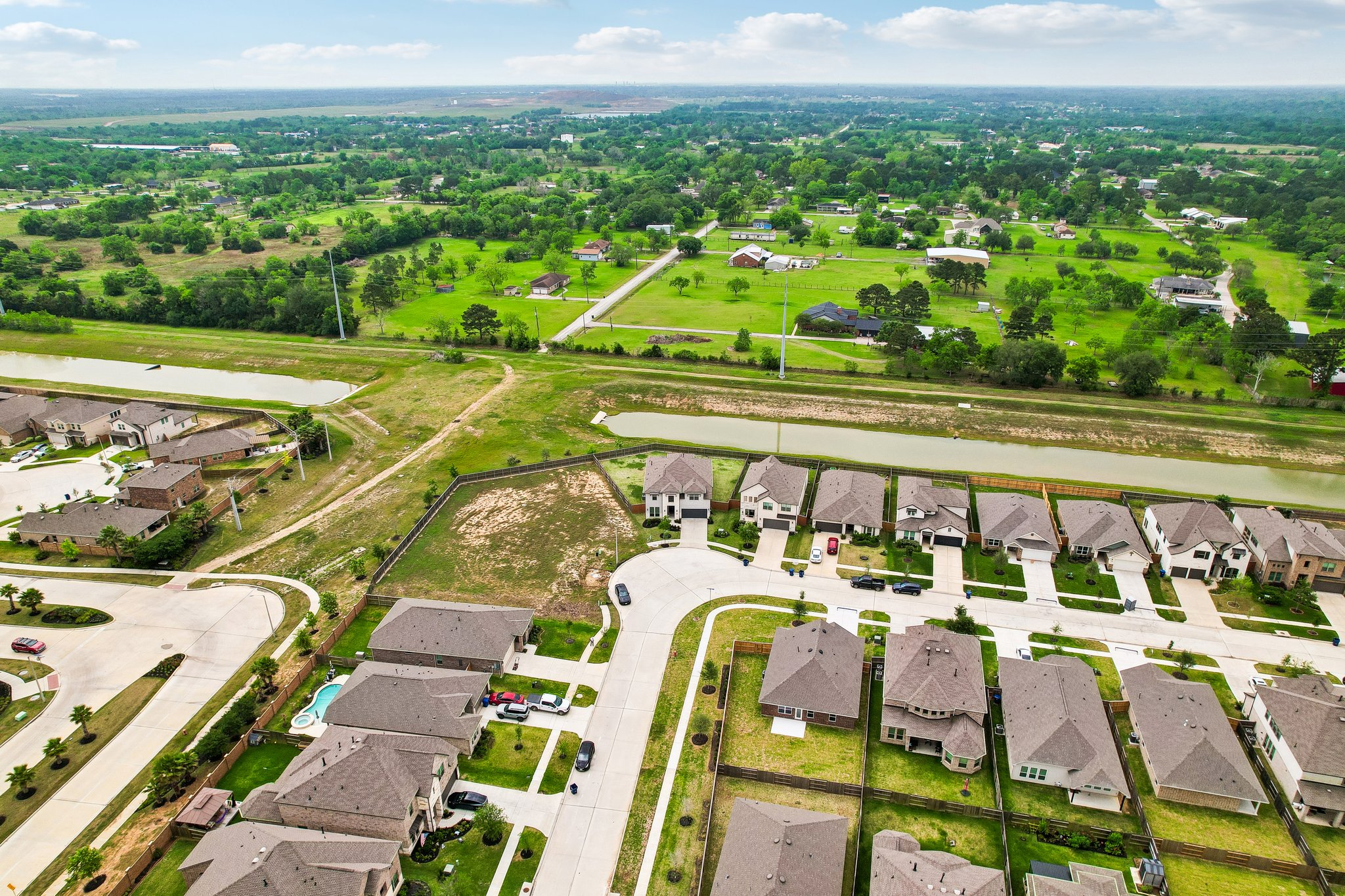 Seneca Lake Dr-S2704-048.jpg