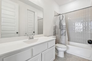 Seneca Lake Dr-S2704-016.jpg
