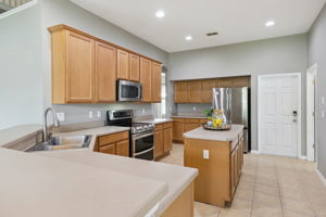  Photo 24