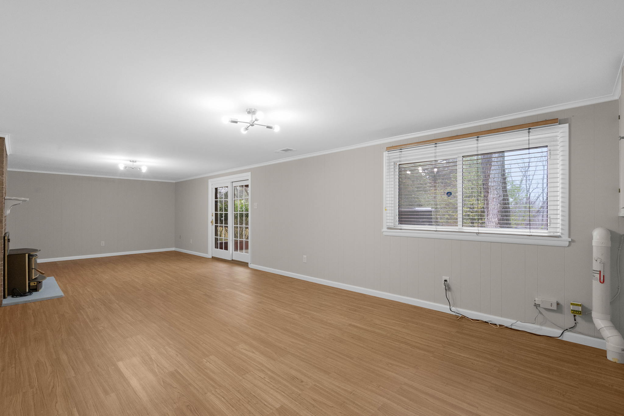 13528 Glen Mill Rd, Rockville, MD 20850, USA Photo 46