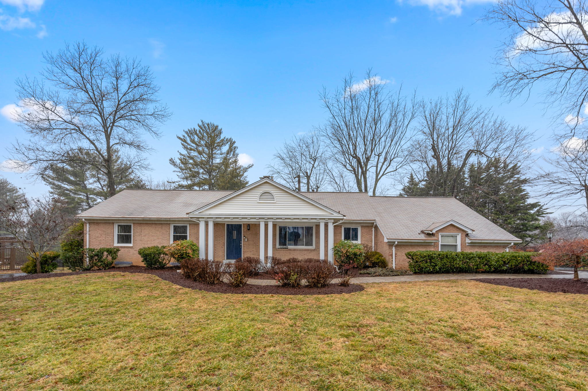13528 Glen Mill Rd, Rockville, MD 20850, USA