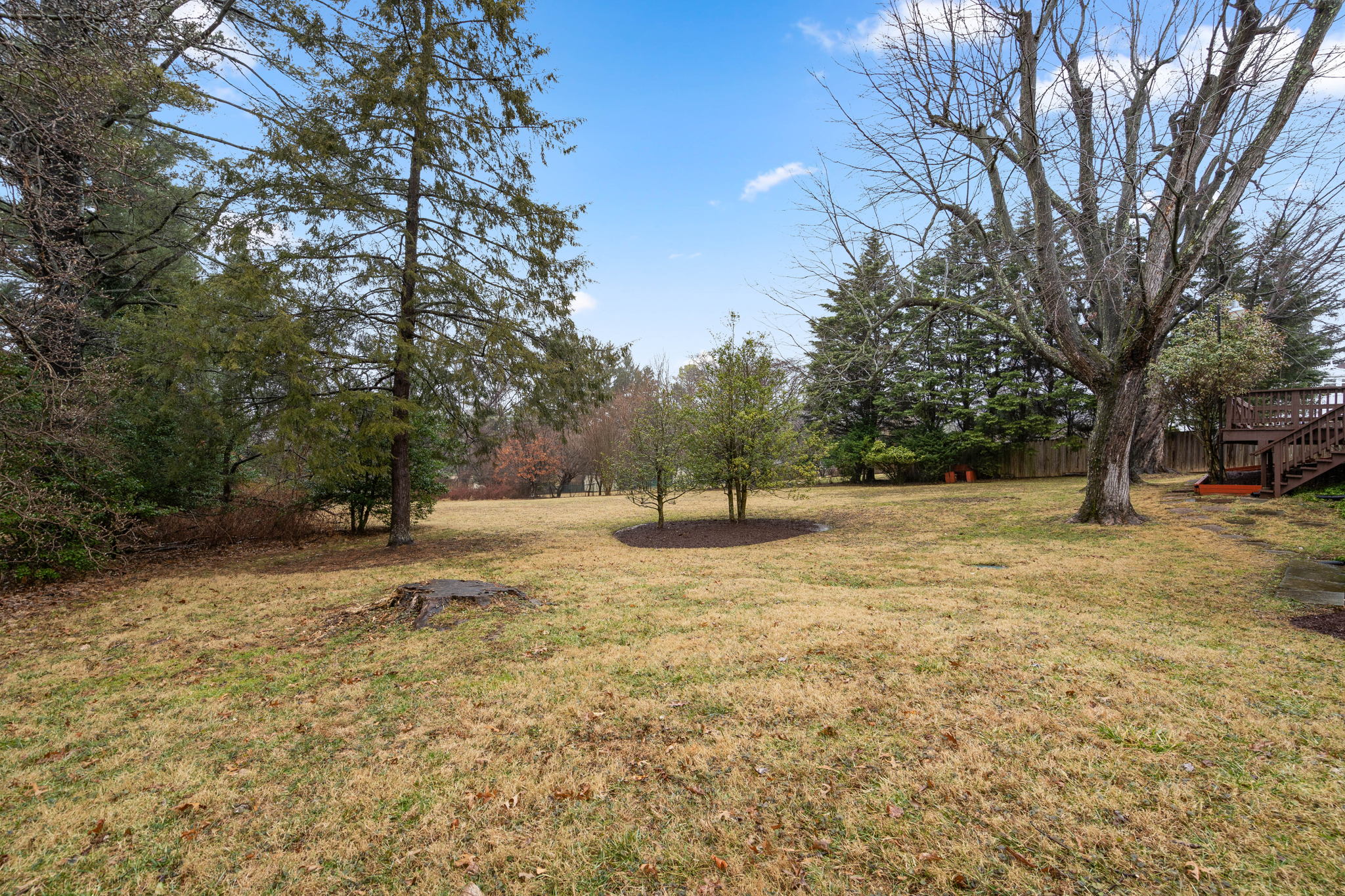 13528 Glen Mill Rd, Rockville, MD 20850, USA Photo 60