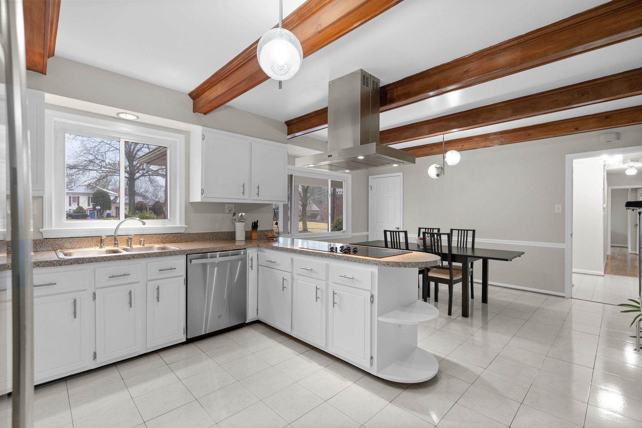 13528 Glen Mill Rd, Rockville, MD 20850, USA Photo 17