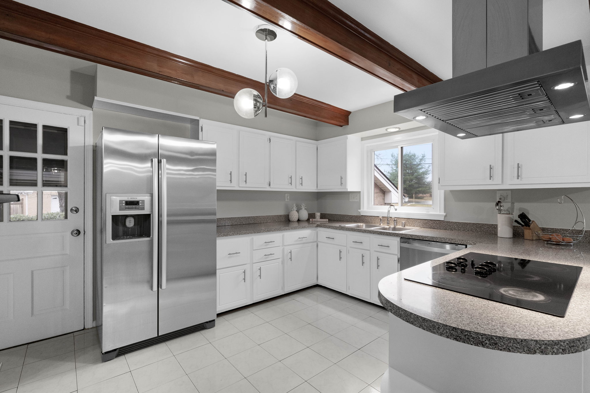 13528 Glen Mill Rd, Rockville, MD 20850, USA Photo 21