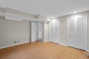 13528 Glen Mill Rd, Rockville, MD 20850, USA Photo 29