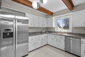 13528 Glen Mill Rd, Rockville, MD 20850, USA Photo 19