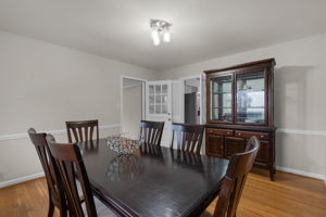 13528 Glen Mill Rd, Rockville, MD 20850, USA Photo 8
