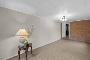 13528 Glen Mill Rd, Rockville, MD 20850, USA Photo 26
