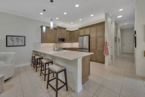 Kitchen Dining Area