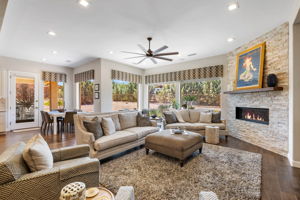 Living Room (3)