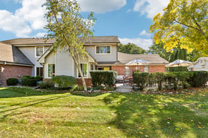 W Fountain Ct-S0710-005.jpg