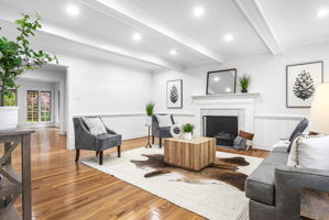 07-Family Room