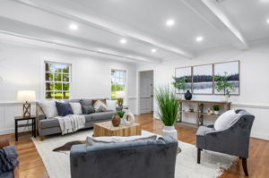 09-Family Room