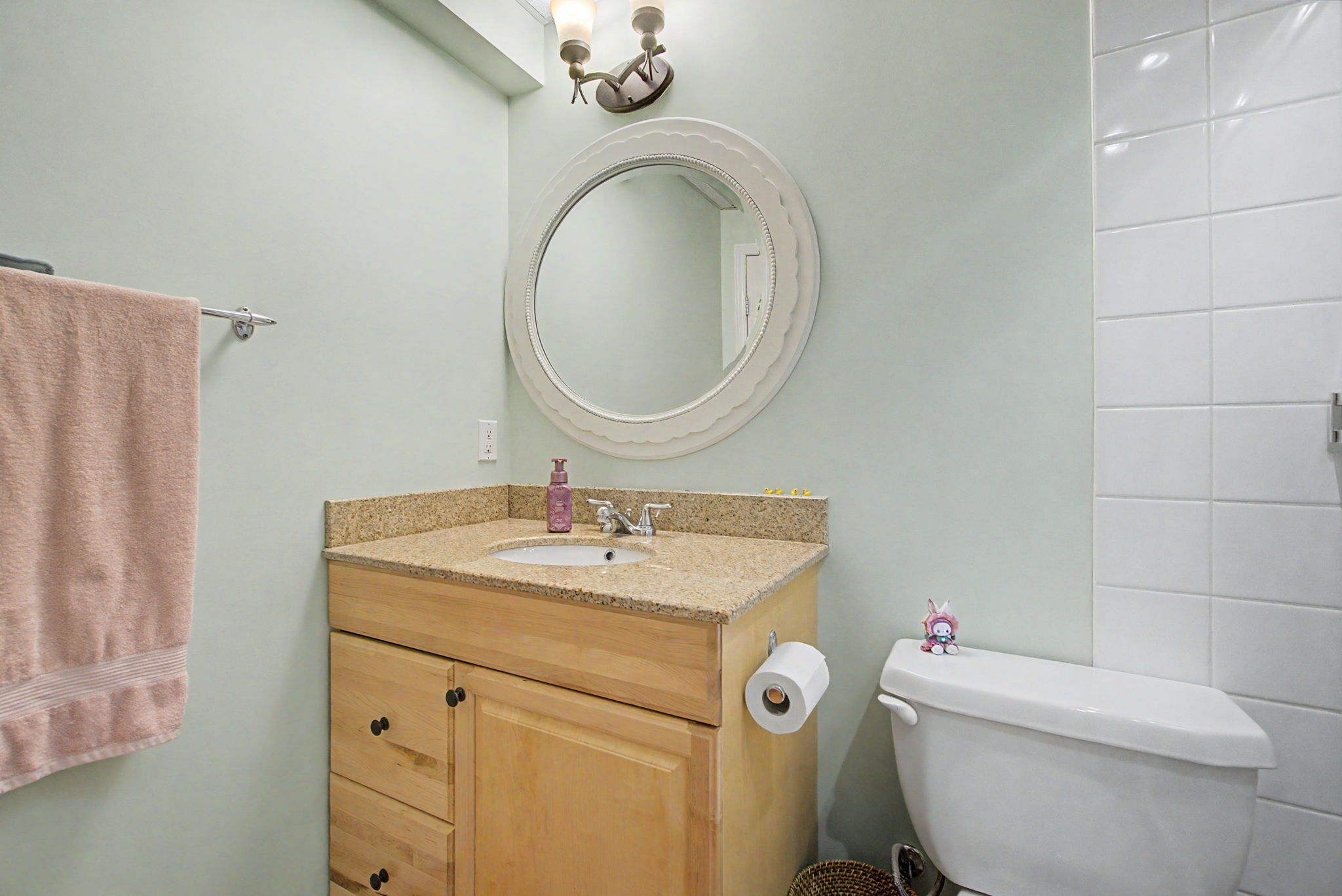  Photo 47