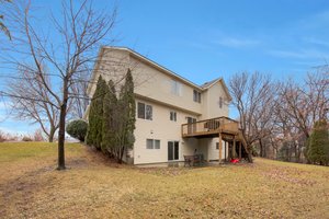 13537 Dellwood Ct, Rosemount, MN 55068, USA Photo 2