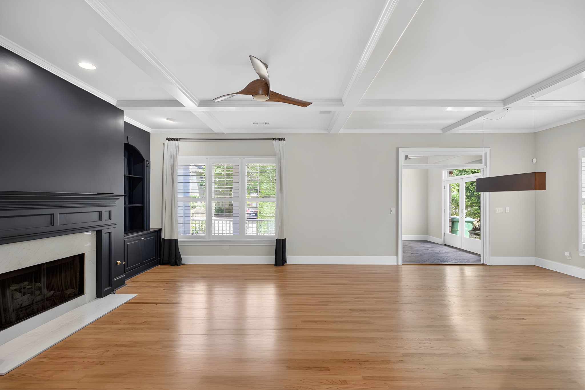 mppmedia1354erockspringsrdne10 furniture removed.jpeg