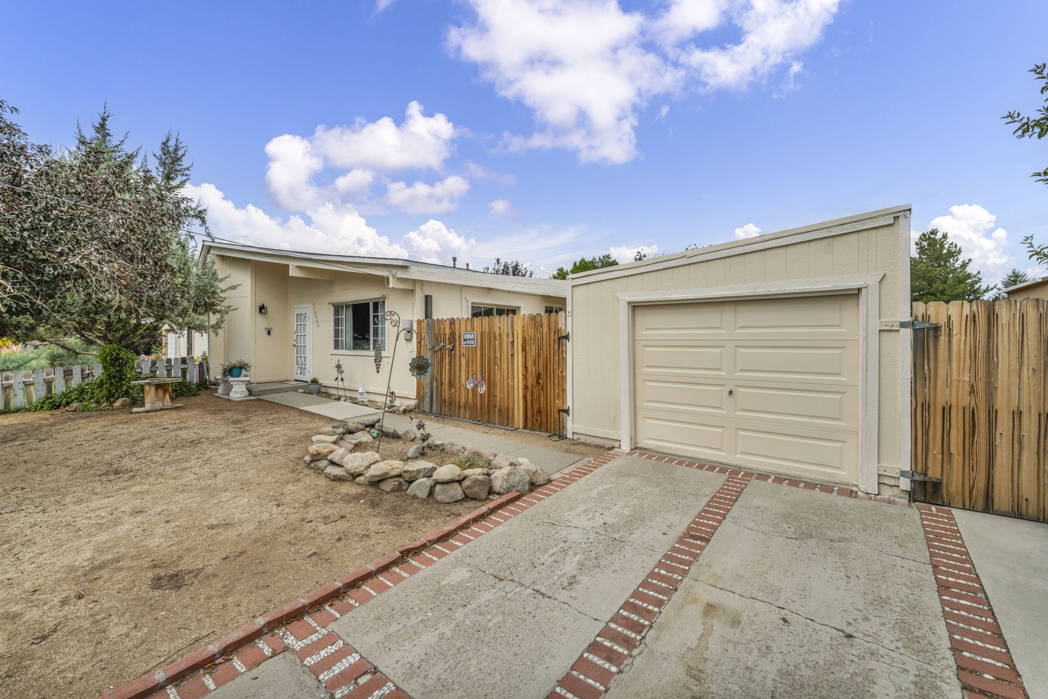 13540 Mt Shasta St_30