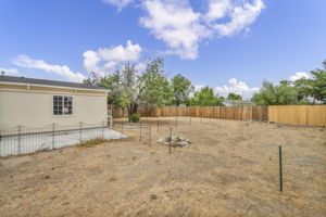 13540 Mt Shasta St_47