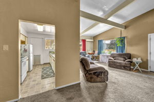 13540 Mt Shasta St_9