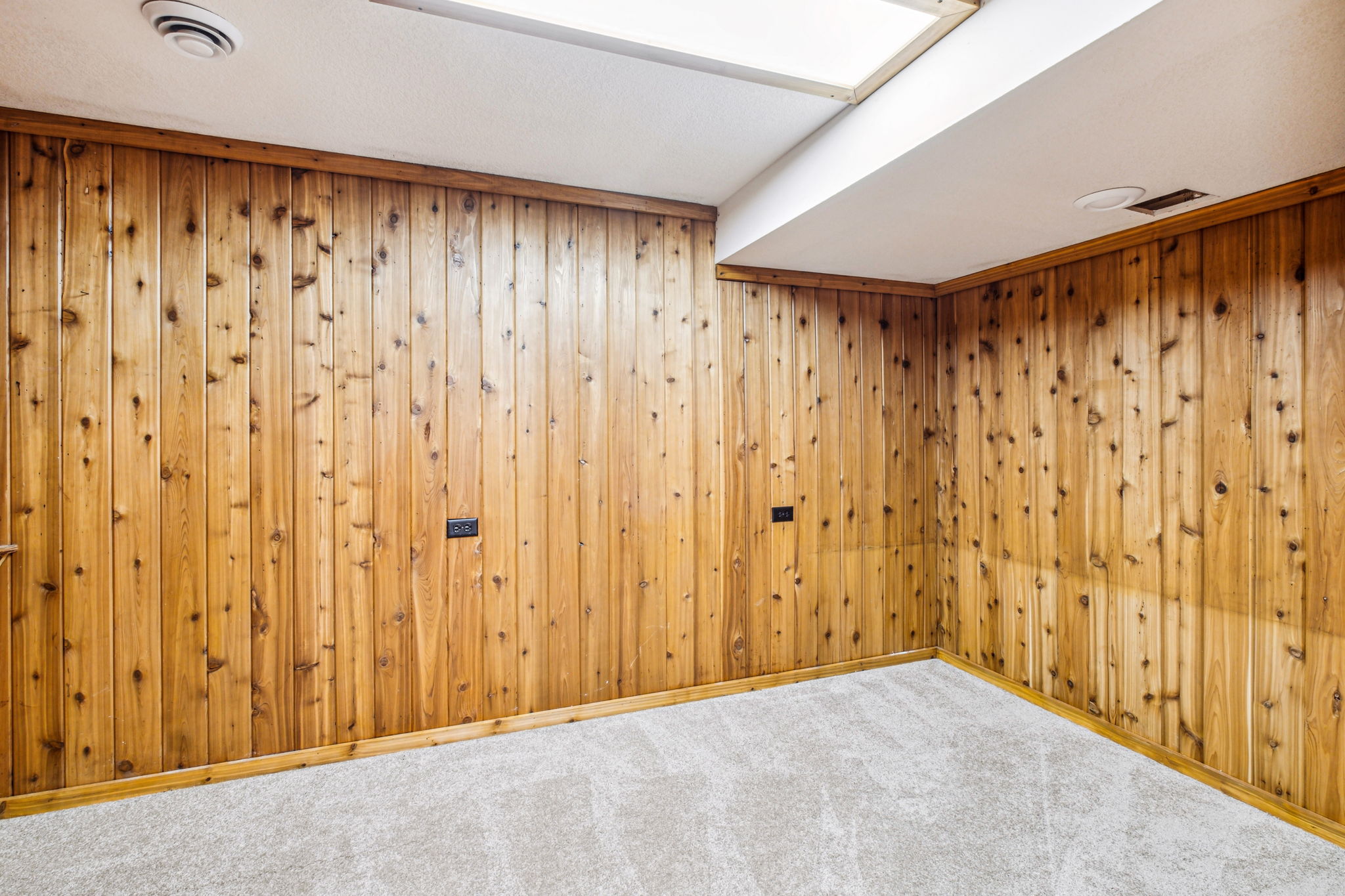 27_Interior