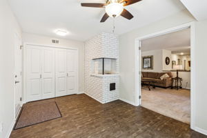 11_Interior