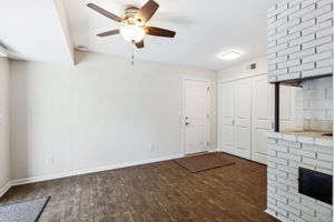 13_Interior
