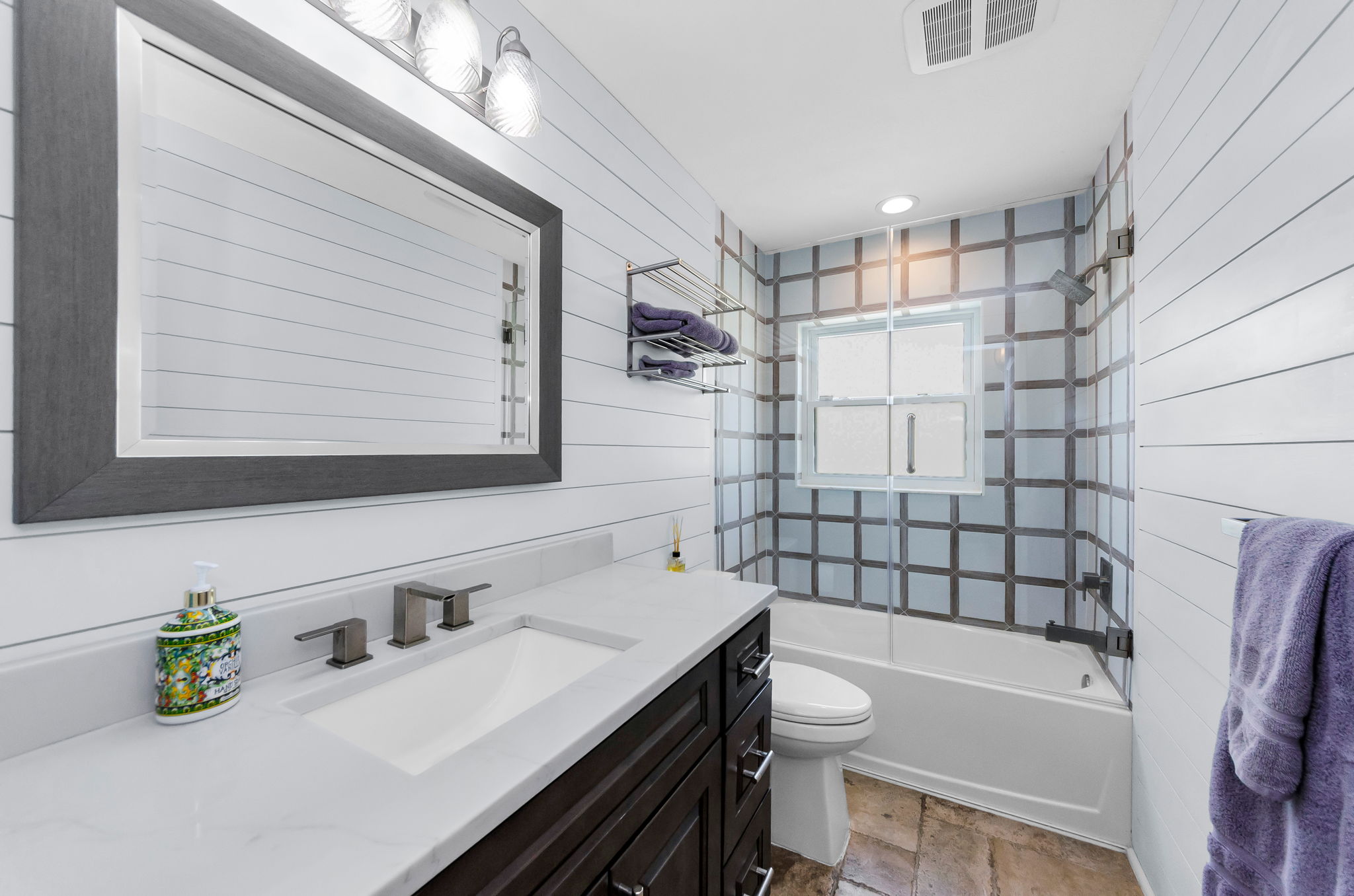 Bathroom 2a