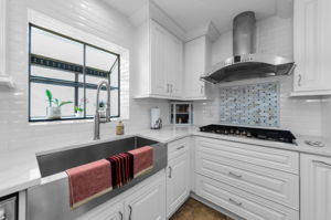 Kitchen 4