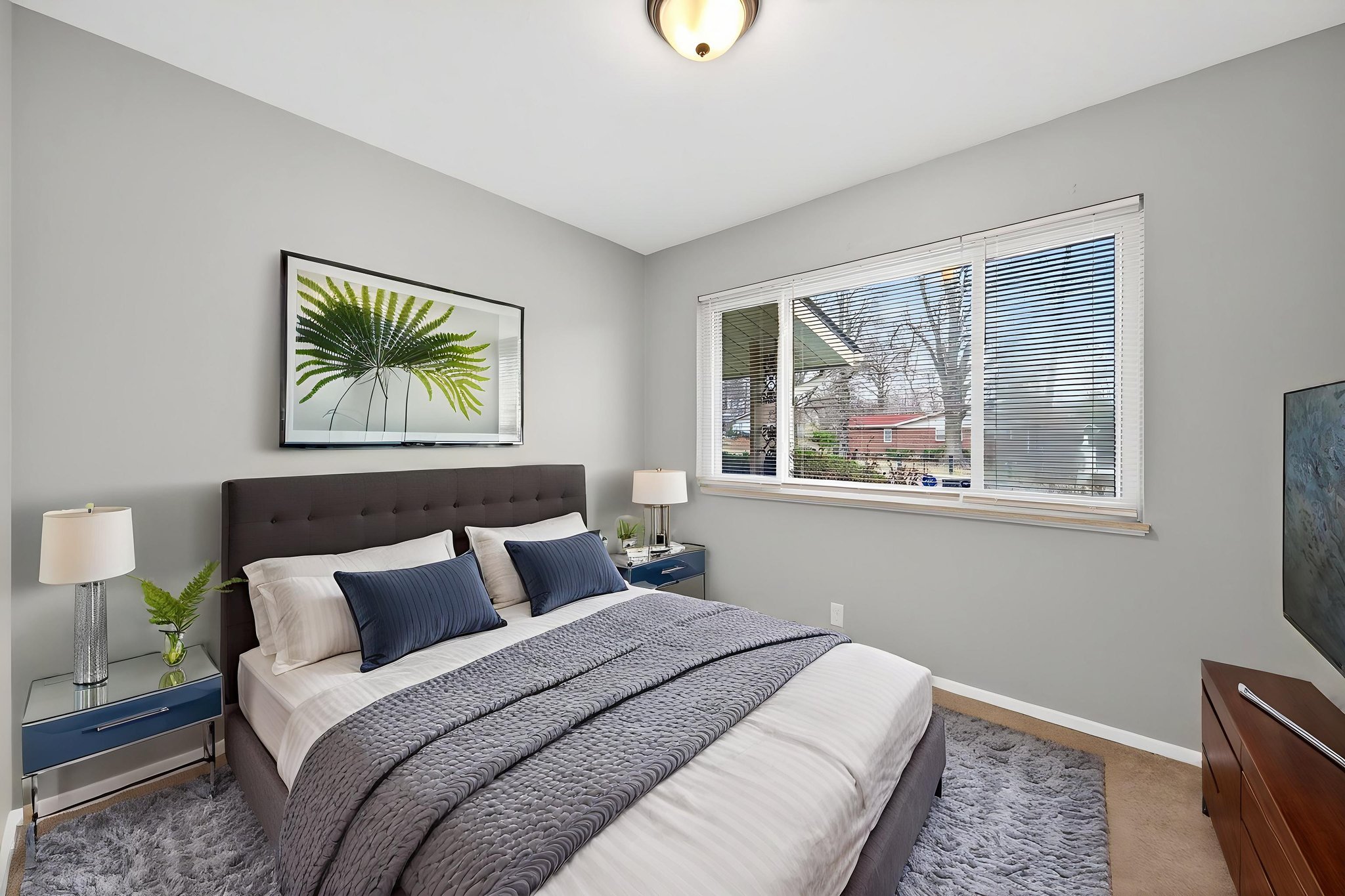 AJP_2335 virtually staged.jpeg