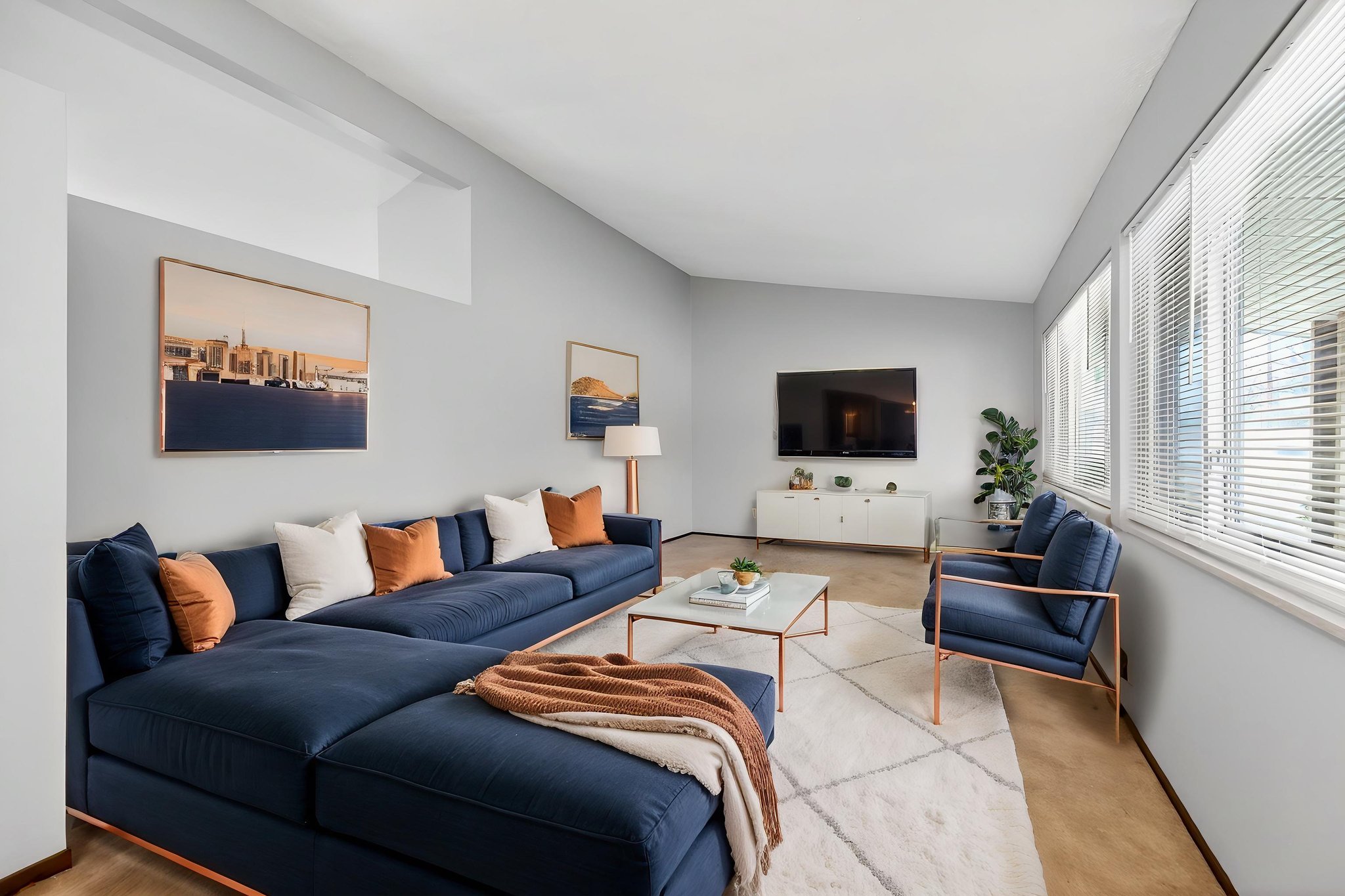 AJP_2208 virtually staged.jpeg