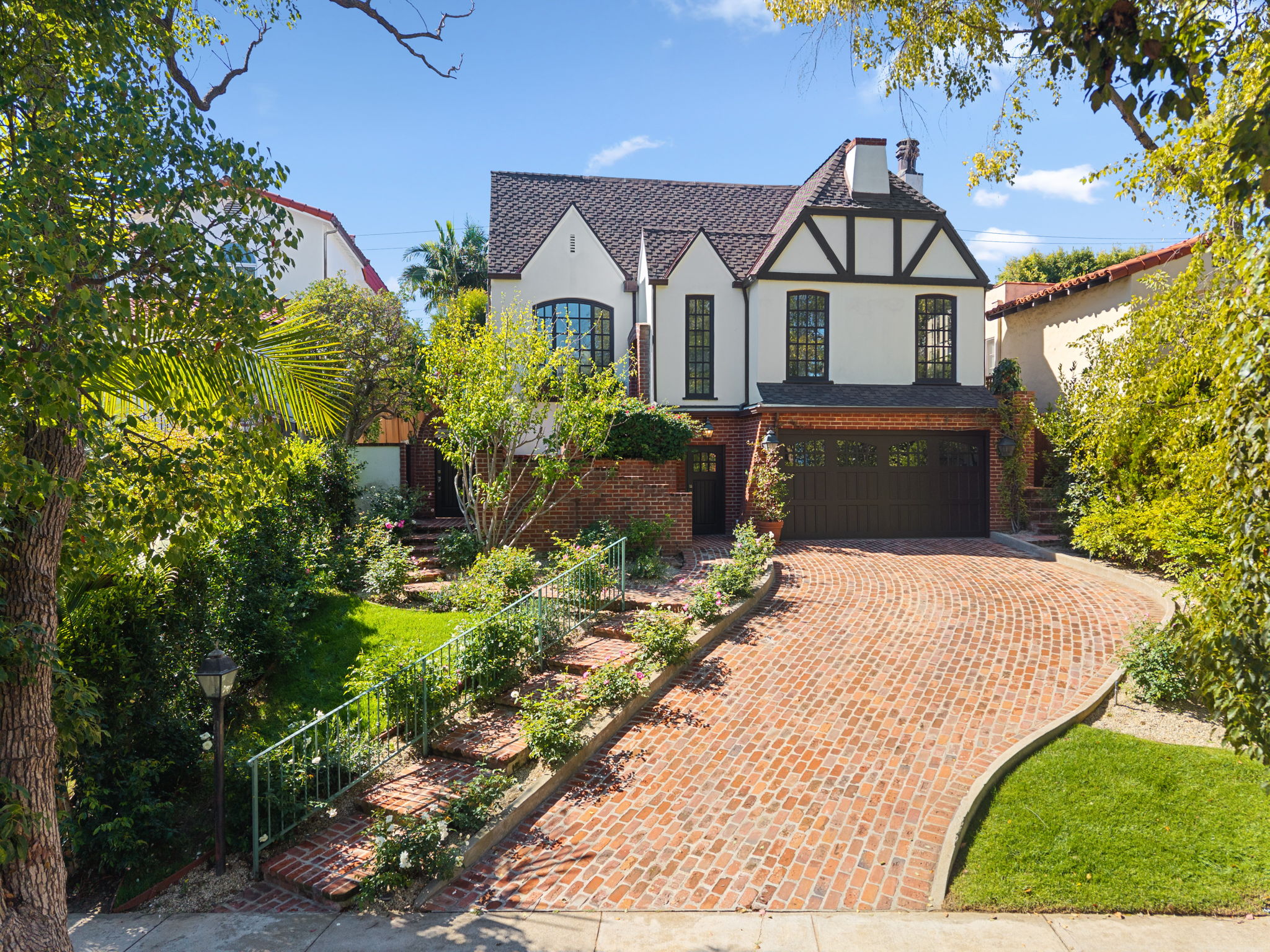 1355 Holmby Avenue-4