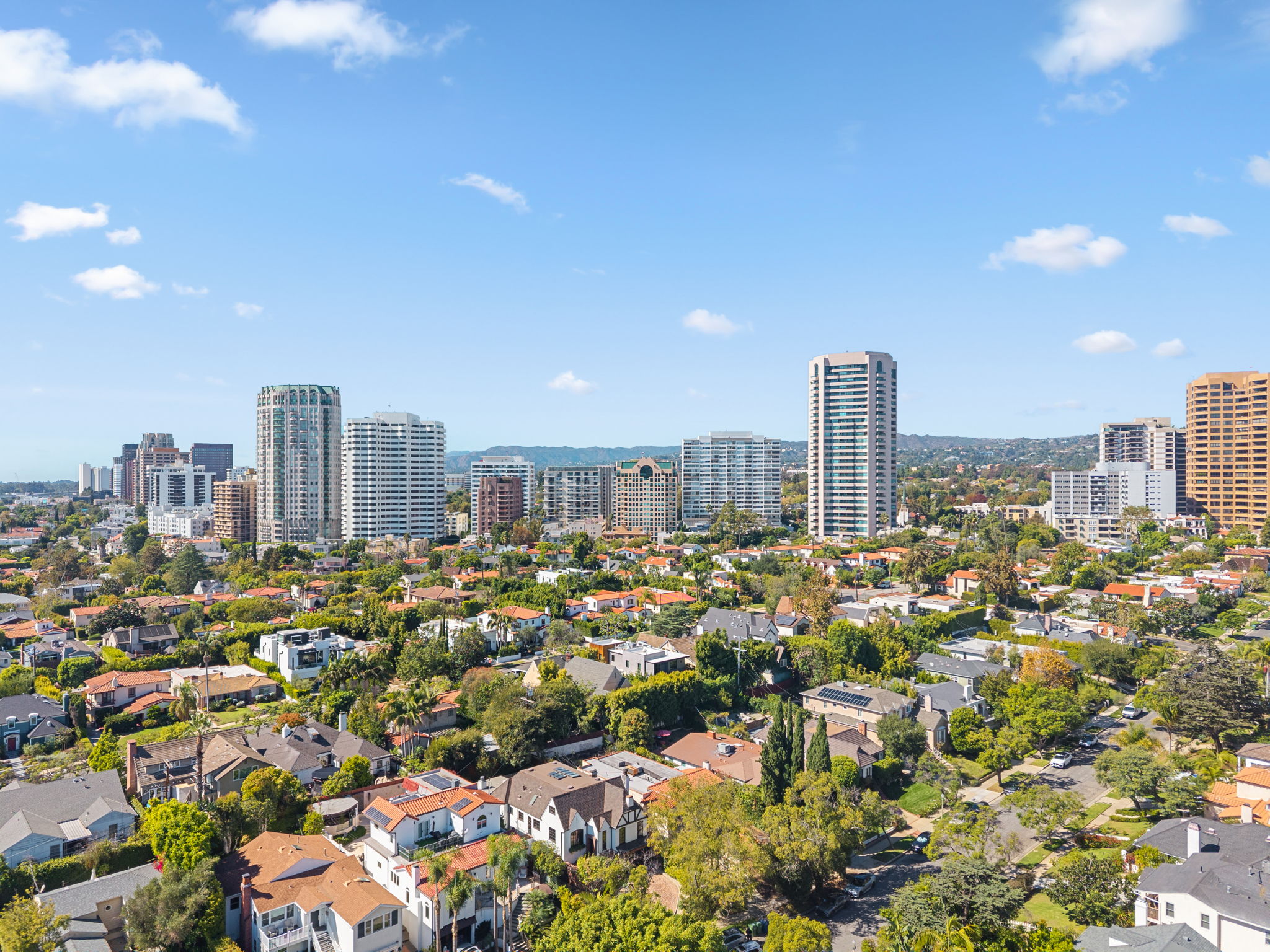 1355 Holmby Avenue-8