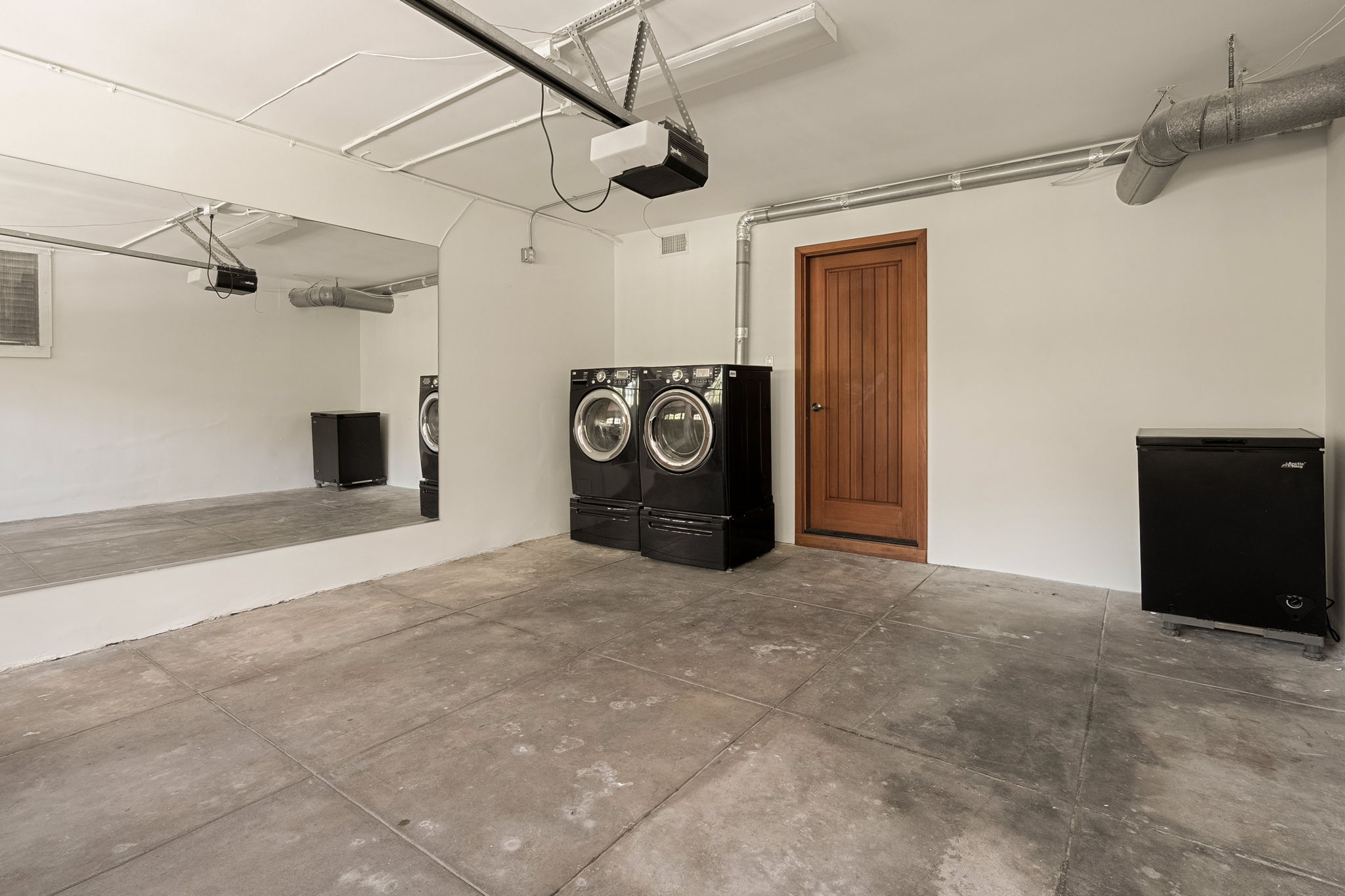 1355 Holmby Avenue-63