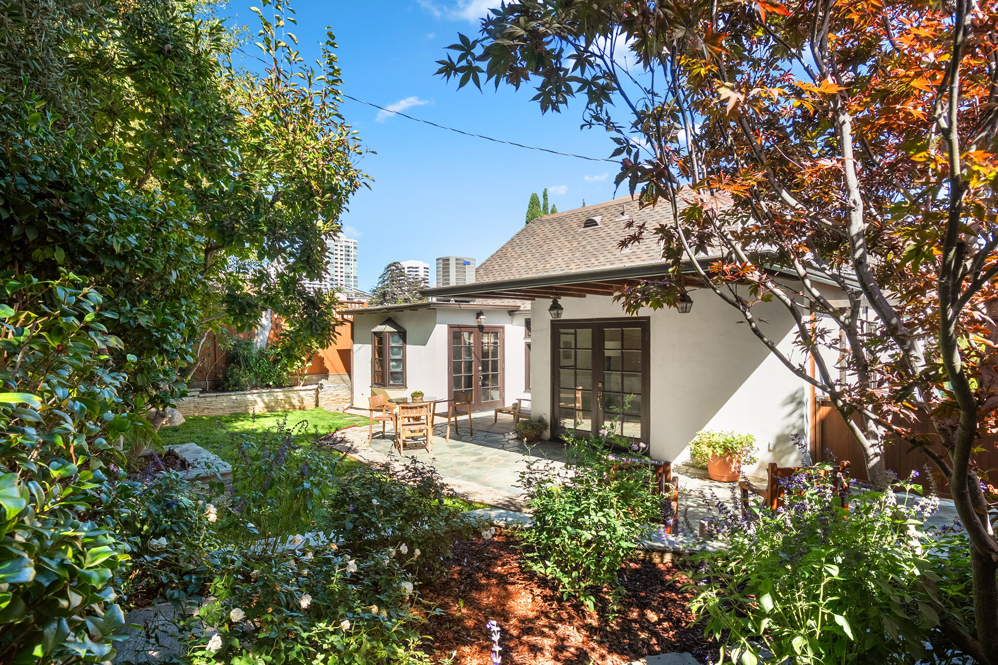 1355 Holmby Avenue-68