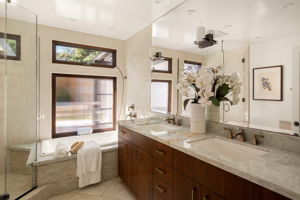 1355 Holmby Avenue-43