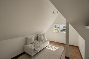 1355 Holmby Avenue-54