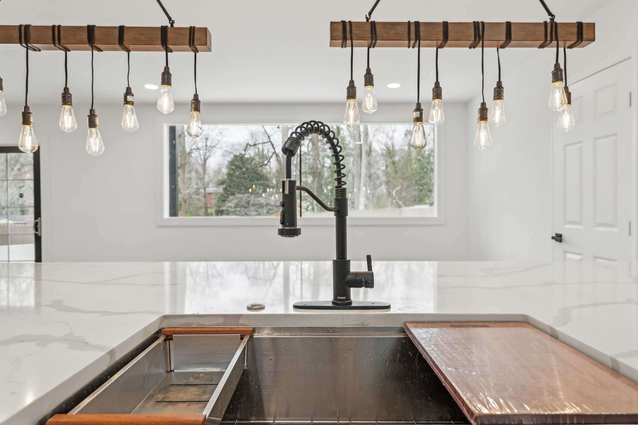 Lockwood Dr SW-023.jpg