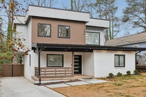 Lockwood Dr SW-001.jpg