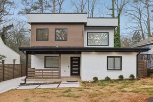 Lockwood Dr SW-002.jpg