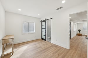 Lockwood Dr SW-027.jpg